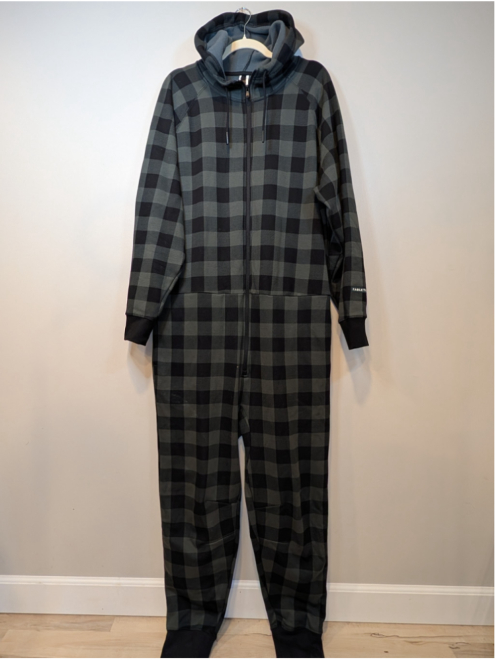 Fabletics Pine Shadow Grey Buffalo Plaid Cozy Fleece Hooded Onesie Jumpsuit XL